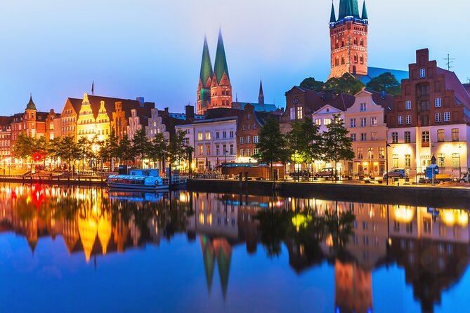 Lübeck Scavenger Hunt and Highlights Self Guided Audio Tour - Marienkirche and the City’s Best-Known Center