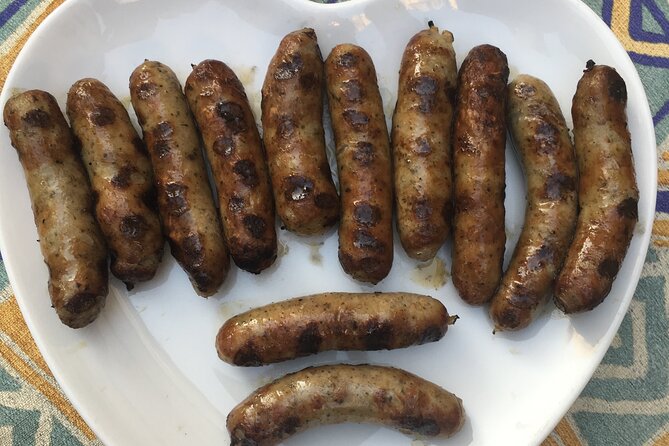 Lunch Like a Local: Munich's ORIGINAL Viktualienmarkt Food Tour - Meeting your guide beneath the Glockenspiel