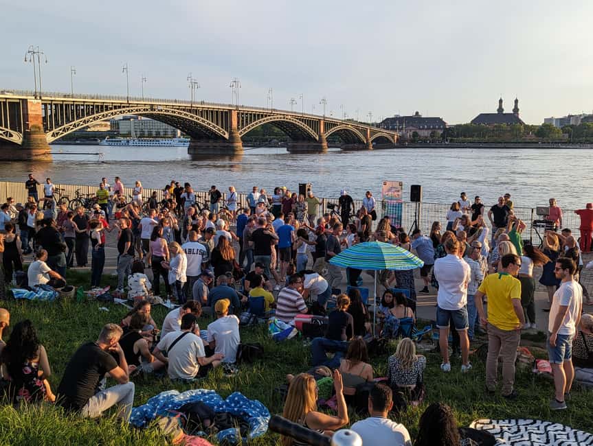 Mainz: guided evening tour of the Rhine embankment/old town in German and English - Why an evening walk works so well in Mainz