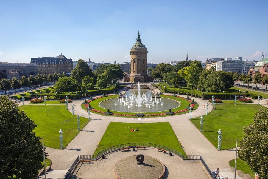 Mannheim, guided Walking Tour: Discover Mannheim - The Jesuit Church and Mannheim’s grand center