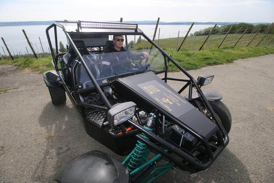 Meersburg: Buggy Rental at Lake Constance - Sharing the drive with a second person