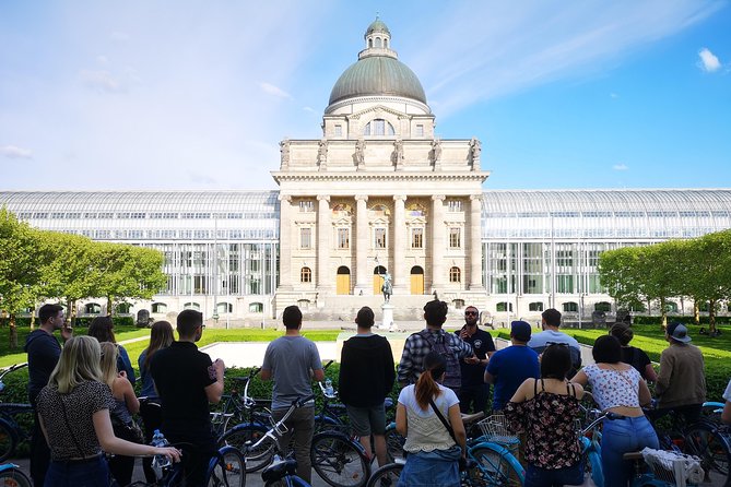 Mini Classic Bike Tour @ 4pm incl. Beer Garden & Surfers 2,5 hrs - Max-Joseph-Platz connects royalty and Napoleon