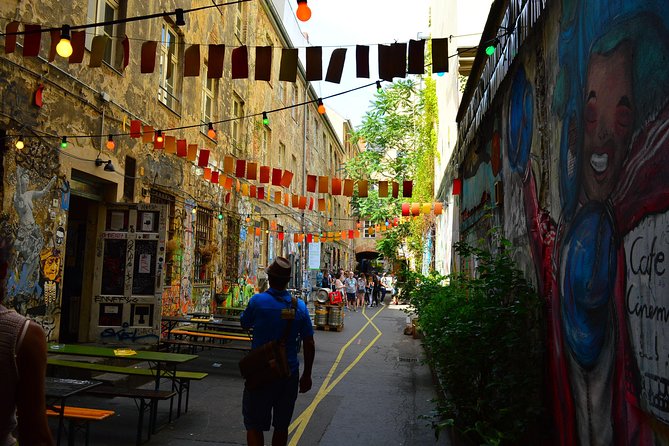 Modern Berlin Private Walking Tour: Diverse, Vibrant and Exciting German Capital - Prenzlauer Berg: from bohemian district to polished neighborhood
