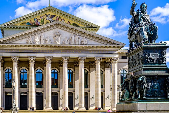 Munich City Pass: Admission to 45 activities and Public Transport - Historic views and distinctive Munich stops