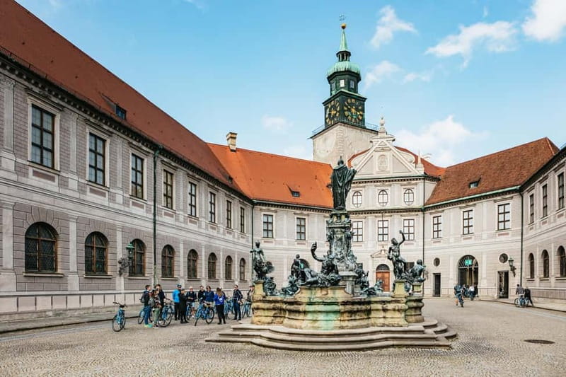 Munich: Classic Guided City Tour by Bike (English Tour Only) - Why a bike is a smart way to see Munich