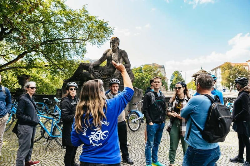 Munich: Classic Guided City Tour by Bike (English Tour Only) - Meeting at the Old Town Hall