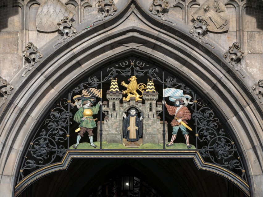Munich: Guided Tour of the historic Town Hall on Marienplatz - Why Munich’s New Town Hall deserves your time