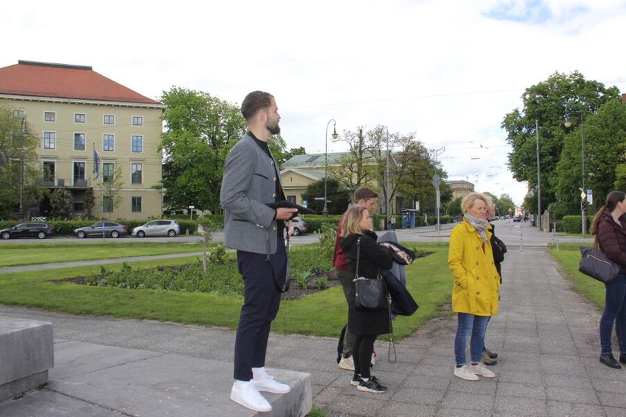 Munich: Historical Walking Tour on the Rise of Hitler - The bombing war and Munich’s change