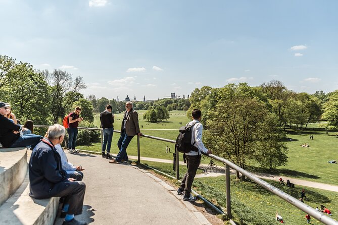 Munich History Tour: Private & Personalized with a Local Guide - What the guide adds to the buildings
