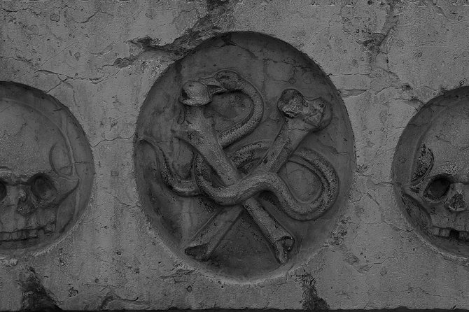 Munich Macabre Group Walking Tour - Starting at Marienplatz with Munich’s origins