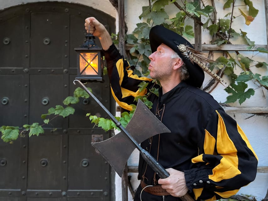 Munich: Night Watchman Tour for Kids (6 - 12 years) - 75 min - Key points at a glance