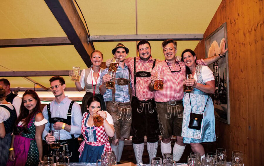 Munich: Oktoberfest Tour with Tent Reservation, Food & Beer - What the $210 price includes