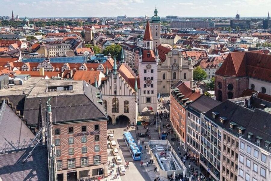 Munich : Private Walking Tour with A Guide (Private tour) - Evening walks, dinner advice, and local pointers