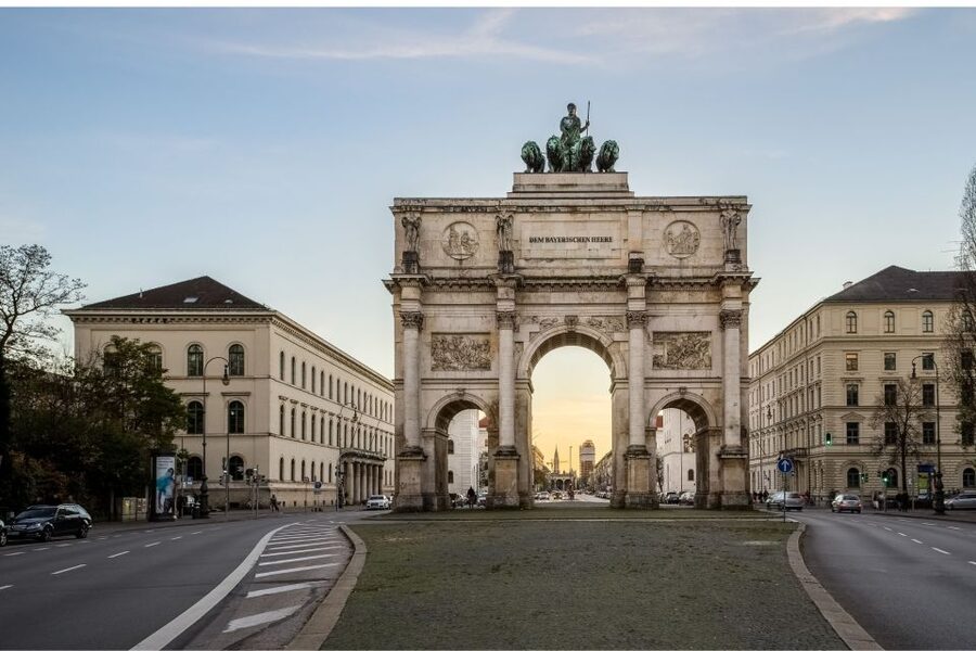 Munich : Private Walking Tour with A Guide (Private tour) - Is $55 per person a fair price?