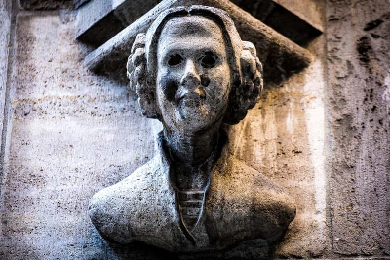 Munich: Raven Black Witches and Executioners Walking Tour - Why Munich’s dark past makes a good walking tour