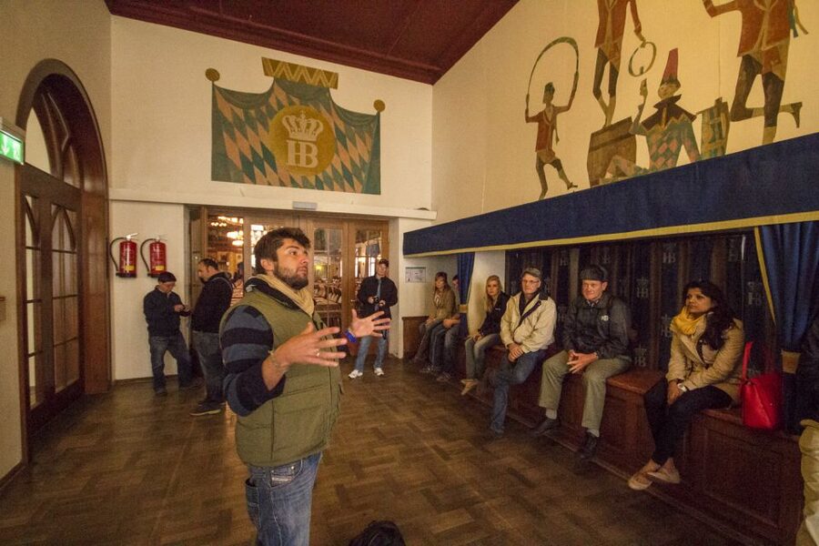 Munich: Third Reich & WWII Walking Tour - What the guides do best