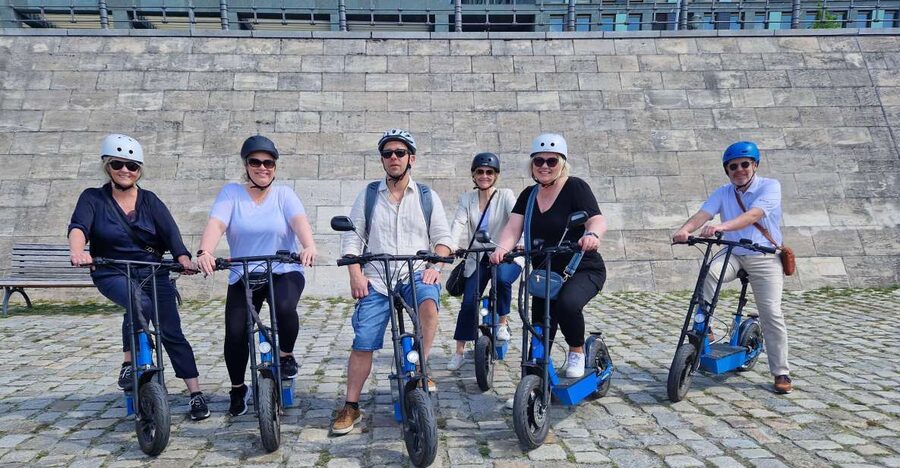 Munich: Top Sights Guided E-Scooter Tour - What the Two-Hour Route Does Well