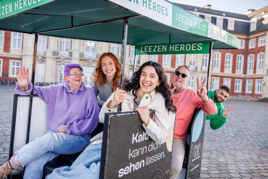 Münster: Private Guided Rickshaw City Tour - Passing the old walls and the medieval city