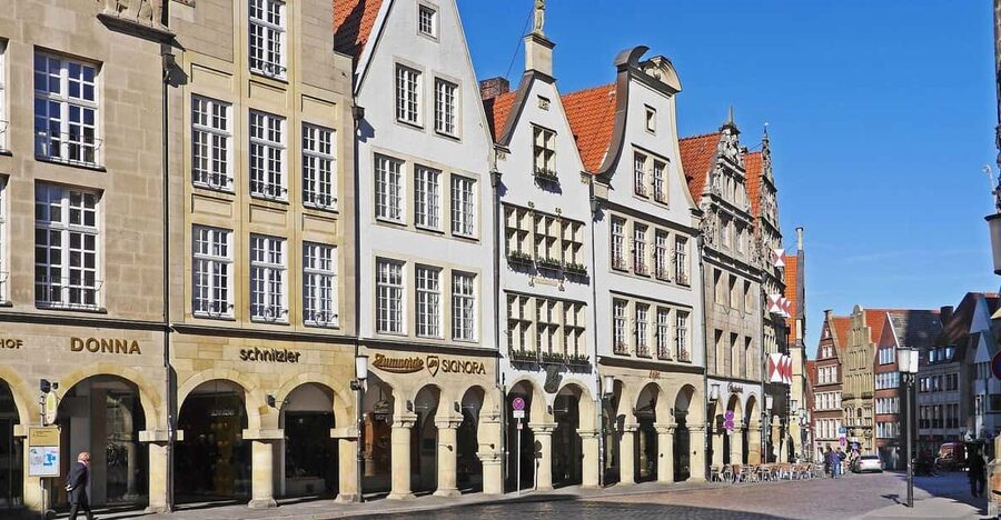 Münster Private Guided Walking Tour - St Paulus Dom and the astronomical clock