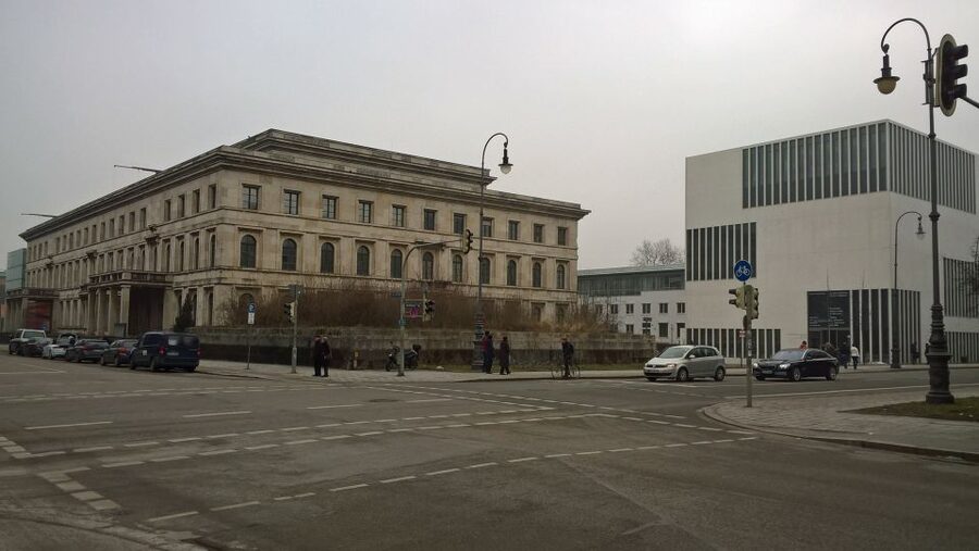 National Socialism WWII with licensed guide - private tour - Key points to know before you book