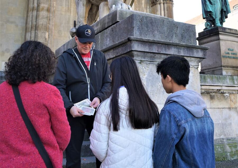 National Socialism WWII with licensed guide - private tour - Ludwig Maximilian University and the White Rose