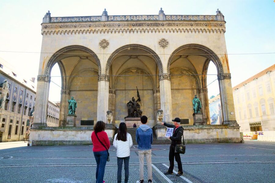 National Socialism WWII with licensed guide - private tour - Starting at Feldherrnhalle and the failed Hitler coup