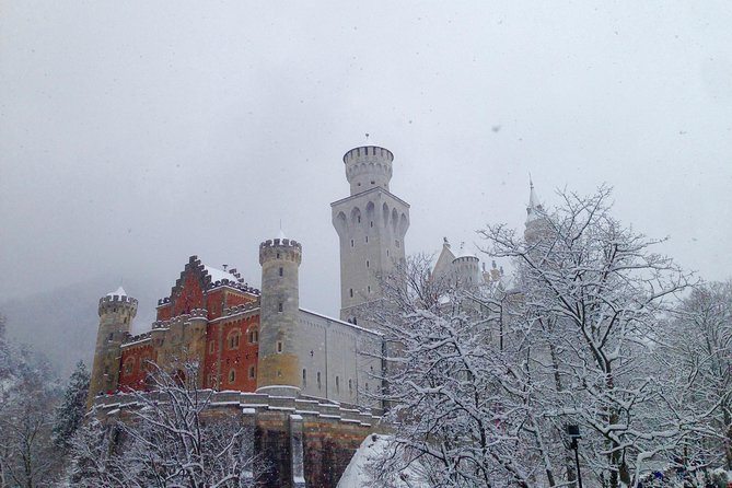 Neuschwanstein Castle Private Tour from Garmisch-Partenkirchen - Oberammergau, where the afternoon becomes more local