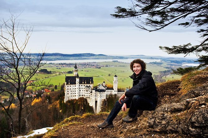 Neuschwanstein Castle Ticket With Audio Guided Tour - Getting from Füssen to the castle entrance