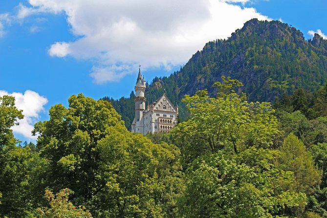 Neuschwanstein Castle Tour from Munich - Entering the castle and meeting Ludwig II