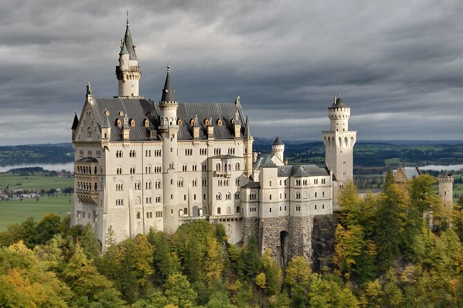 Neuschwanstein, Wieskirche, Oberammergau, Linderhof from Fuessen - A full Bavarian day without changing hotels