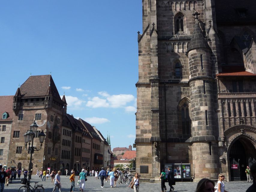 Nuremberg 2-Hour Old Town Highlights Walking Tour in English - Hauptmarkt, the Beautiful Fountain, and Old City Hall