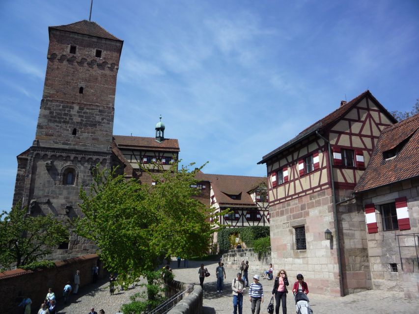Nuremberg 2-Hour Old Town Highlights Walking Tour in English - St. Sebaldus Church and Albrecht Dürer’s quarter