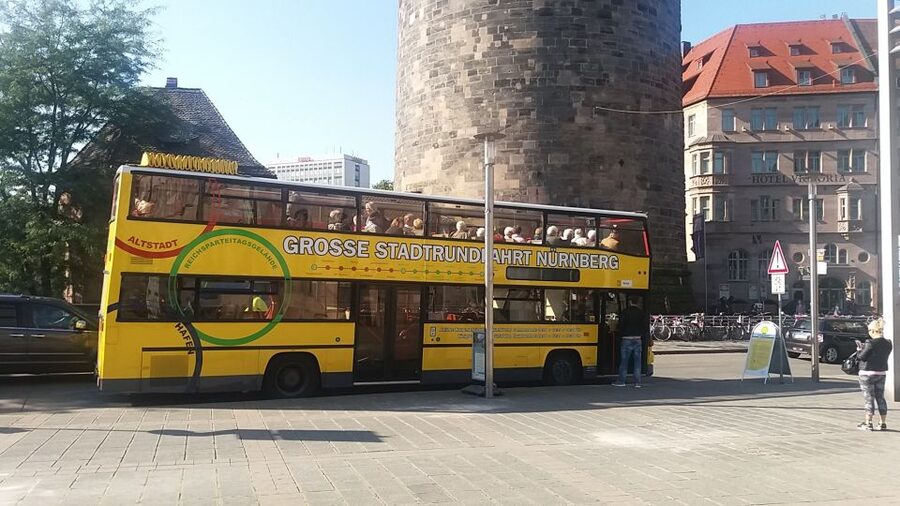 Nuremberg: Hop-On Hop-Off Bus Tour - Kaiserburg for the city view