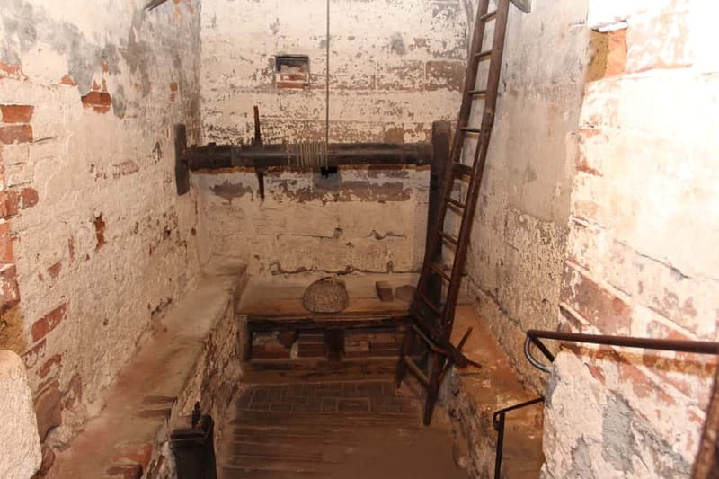 Nuremberg: Medieval Dungeons Guided Tour - The torture chamber and the human cost