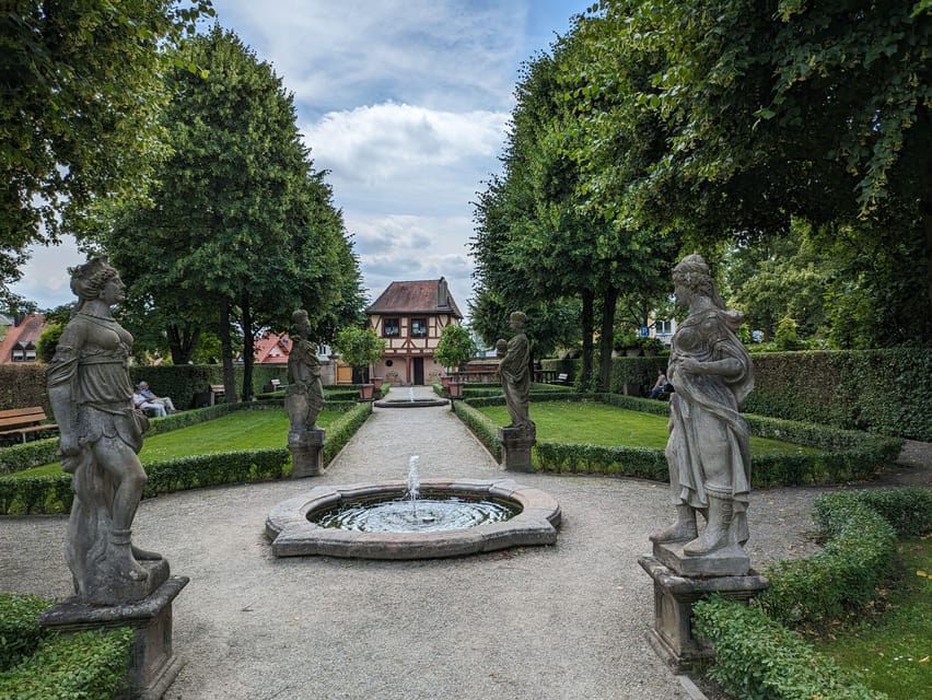 Nuremberg: St. Johannis Friedhof &Hesperidengärten IN GERMAN - Timing, Weather, and Walking Comfort