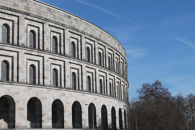 Nuremberg Third Reich Tour in Spanish - The main synagogue memorial and Kristallnacht