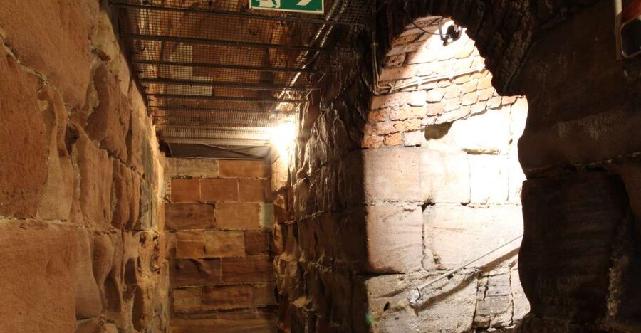 Nuremberg: Tunnels and Secret Passages in the City Wall Tour - Walking the sandstone city walls