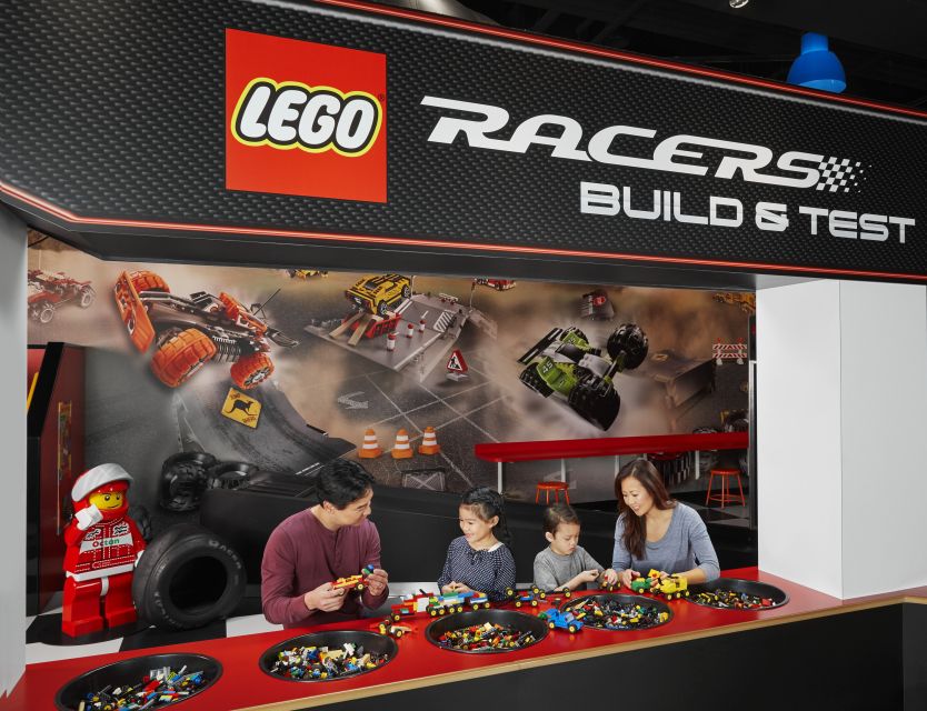 Oberhausen: Legoland Discovery Center Ticket - Pirate Island turns play into a treasure hunt