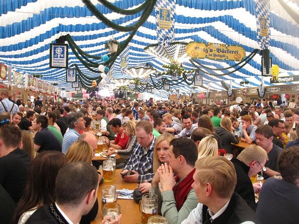 Oktoberfest Tour with table and unlimited beer - Key points at a glance