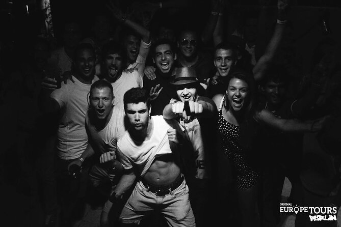 Original Pub Crawl Berlin - Who will enjoy this Berlin pub crawl?