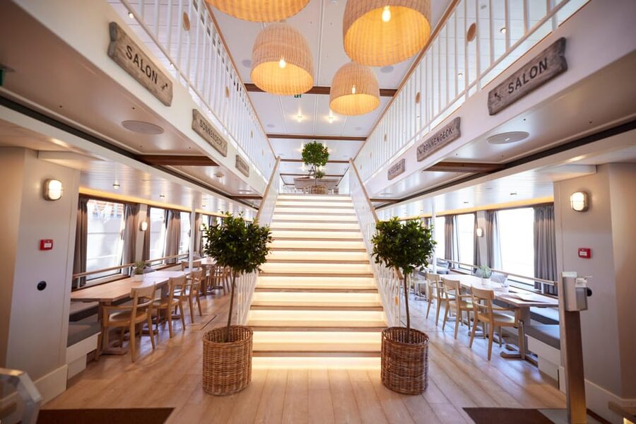 Passau: Barefoot Passau XL - The upper deck and Danube Valley views