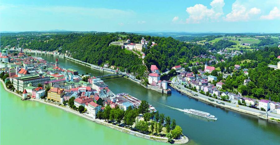 Passau: Floating City Highlights Tour on the Danube and Inn - Key points to know before boarding