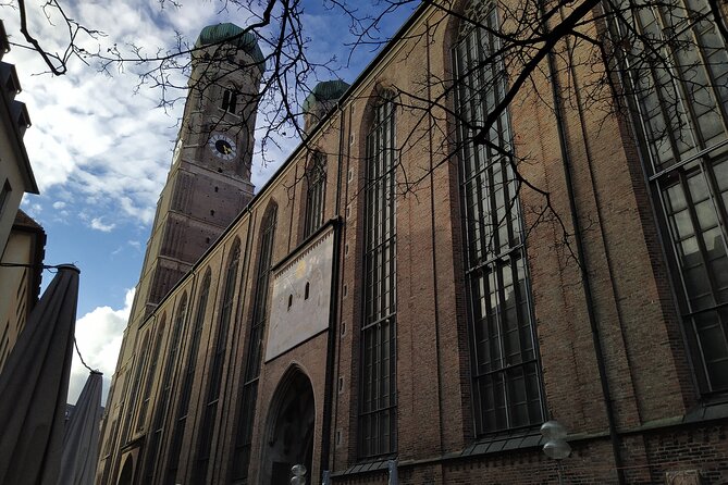 Paul's Private Tour in Munich old City - Maximilianstrasse, the Five Courts, and Platzl