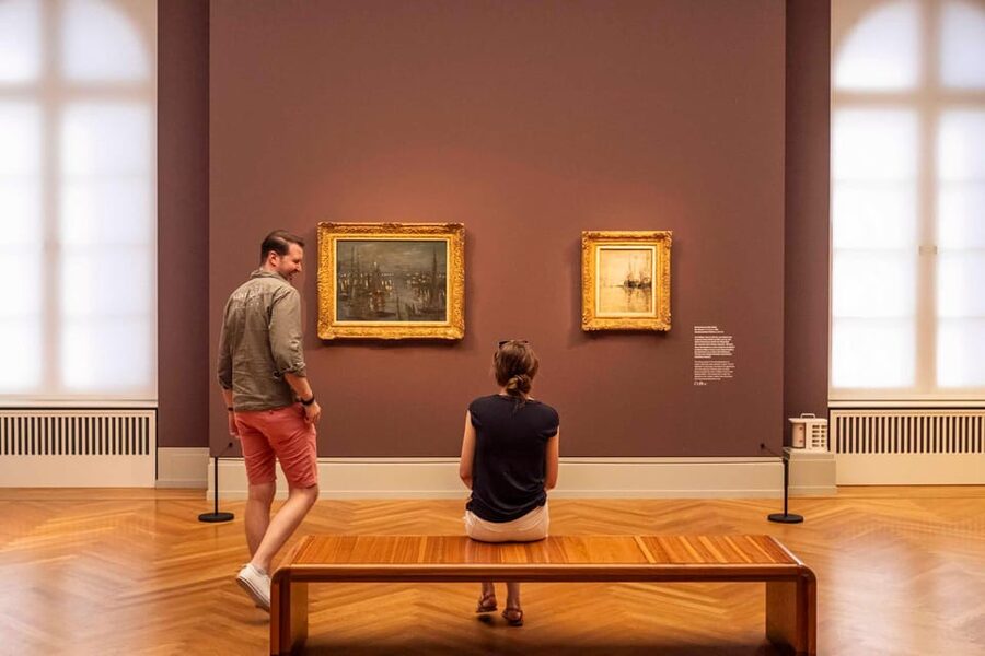 Potsdam: Museum Barberini Entry Ticket - Using the free Barberini digital guide