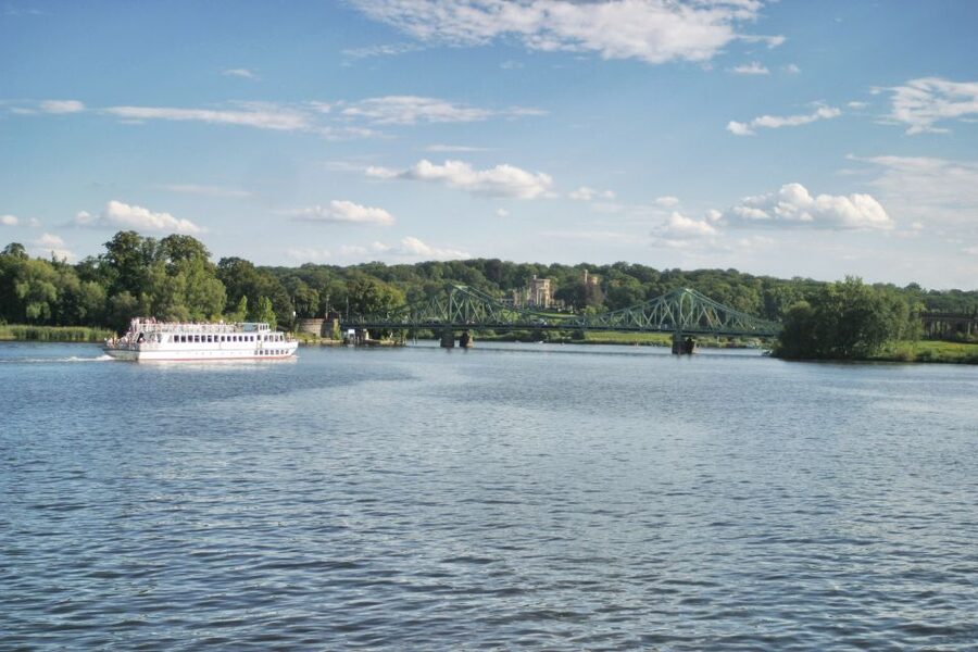 Potsdam: Palace Tour by Boat - Key points before you book