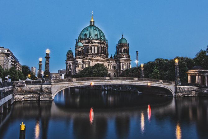 Private Berlin WWII and Cold War History Tour with Local Expert Guide - Mitte’s Missing House and Heckmann Höfe