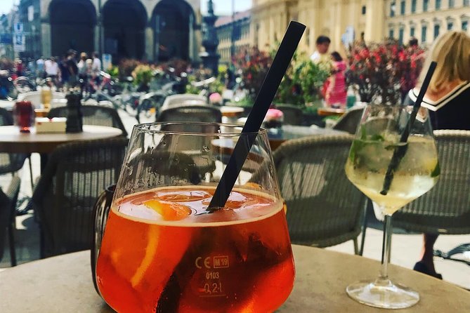 PRIVATE - Best Munich Cocktail Tour - all inclusive - All-inclusive drinks and what that really means