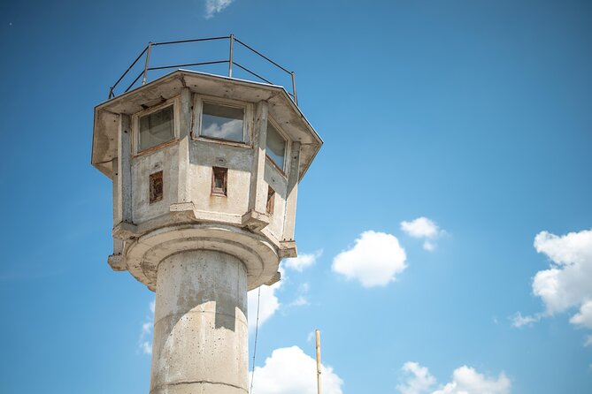 Private Cold War Berlin: Espionage, Berlin Wall, a Divided City - Tränenpalast and the cost of saying goodbye