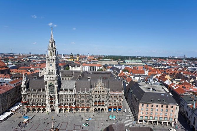 Private Munich Old Town and Third Reich Walking Tour - The Rathaus-Glockenspiel and New Town Hall