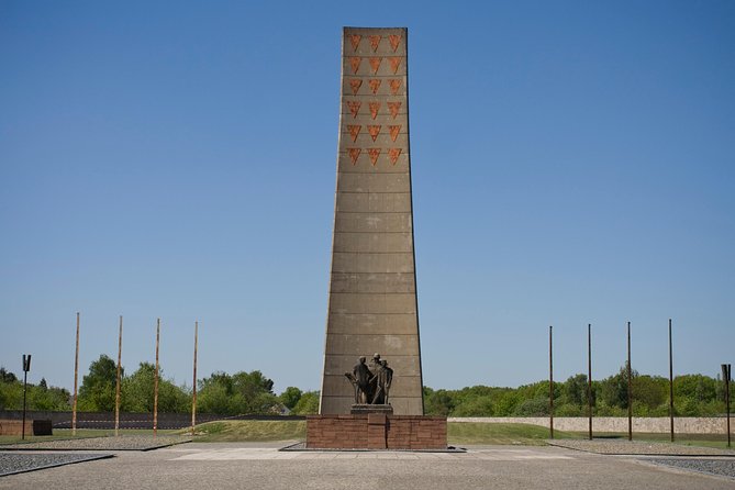 Private Sachsenhausen Concentration Camp tour with train - What makes a private guide worth the price?